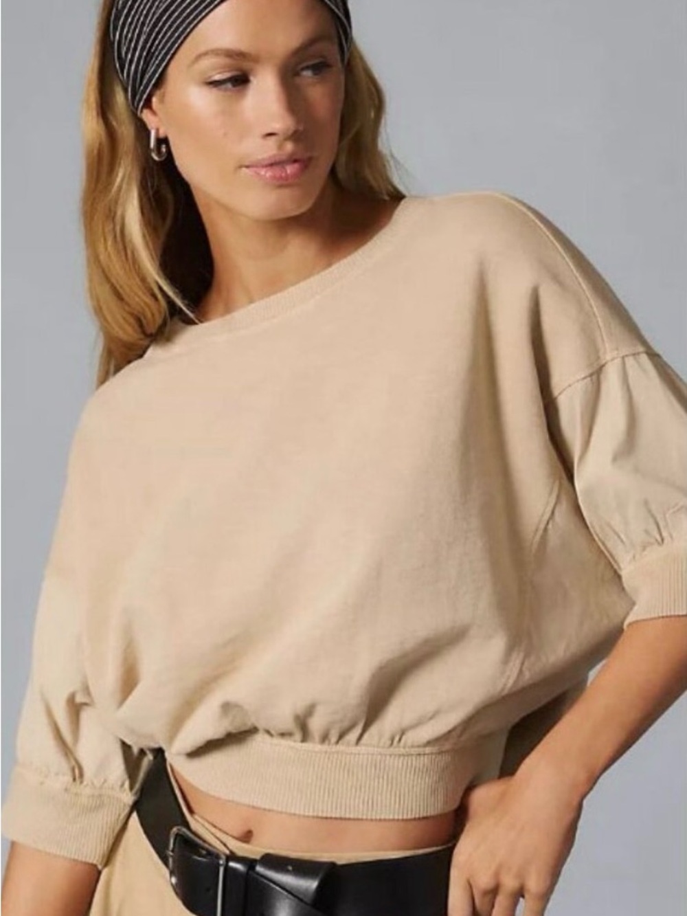 Anthropologie Pilcro cropped batwing beige crewneck sweatshirt